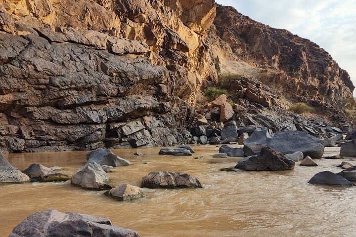 Hike Wadi Al Khanaq: Medina Canyon Hike & Heritage Walk photo 4