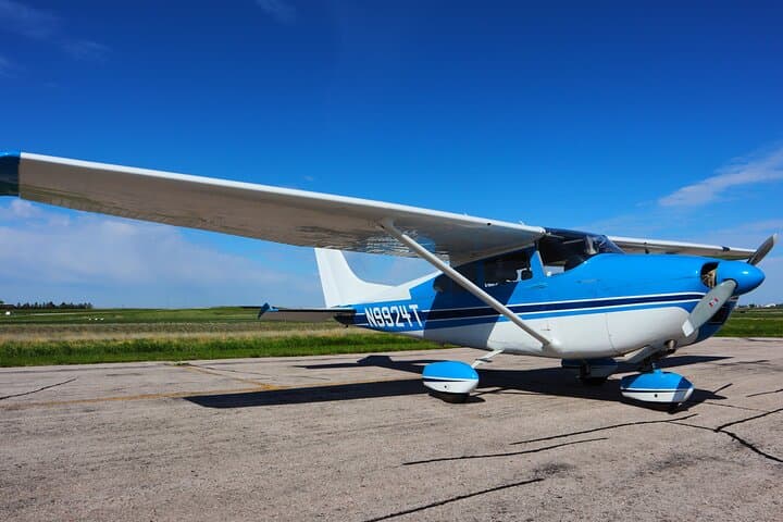 Ultimate Small Plane Aerial Tour Over Badlands National Park photo 3