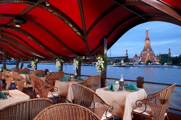 Manohra Royal Thai Dinner Cruise: Antique Rice Barge Dinner on the Chao Phraya photo 2