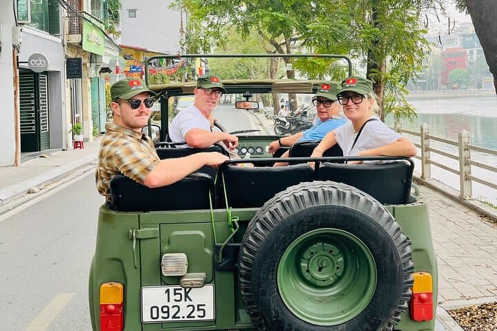 Hanoi Jeep Tour: Half-Day Old Quarter, Train Street & Local Eats