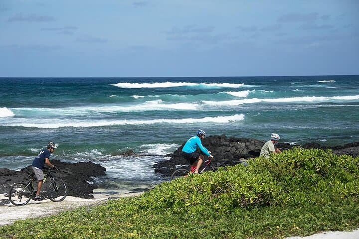 Guided Mountain Biking in Mauritius: Forest Trails, Coastal Cliffs & Lava Tubes photo 3