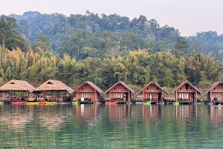 Cheow Lan Lake and Samet Nangshe Day Trip: Khao Sok Views & Longtail Boat Cruise