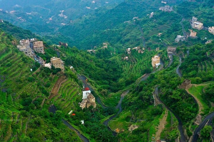 Fifa Mountain & Jazan City Private Car Tour — Panoramic Views and Heritage Sites photo 2