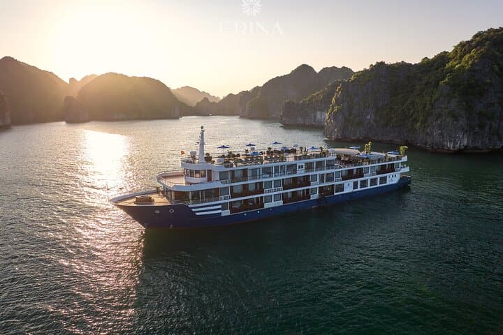 Luxury 2-Day Lan Ha & Ha Long Bay Cruise from Ninh Binh photo 3