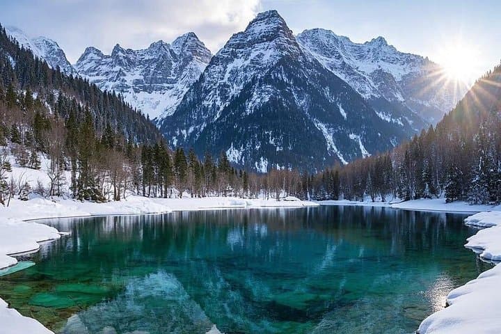 Huanglong Valley & Jiuzhaigou 2-Day Private Tour: Travertine Pools, Lakes & Waterfalls photo 3