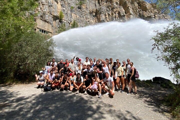 Montanejos Day Hike & Thermal Pools from Valencia — Mijares River Trails photo 3