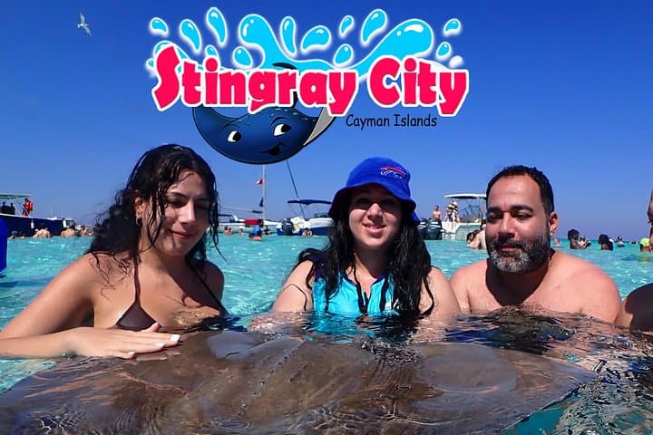 Stingray City & Starfish Snorkel: Coral Garden Adventure in Grand Cayman photo 1