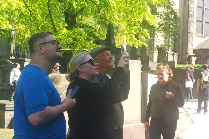 Guided Edinburgh Private Walking Tour: Royal Mile & Old Town Highlights photo 4