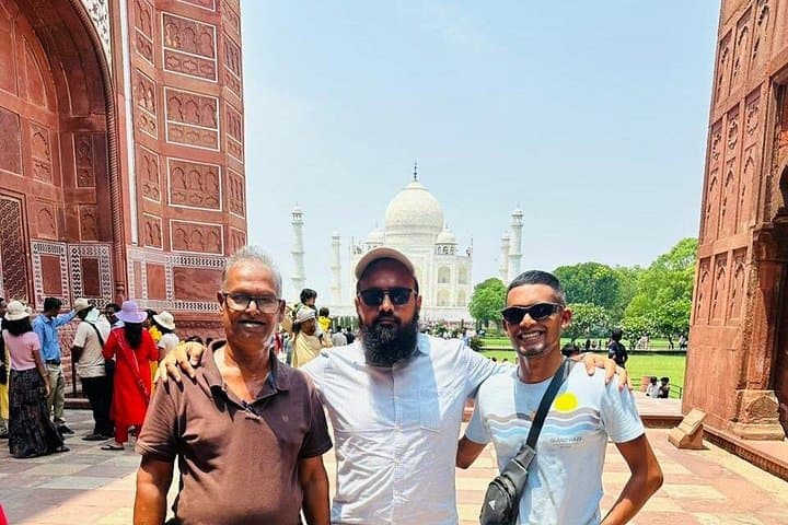 Sunrise at the Taj: 2-Day Overnight Agra Tour from Delhi photo 5