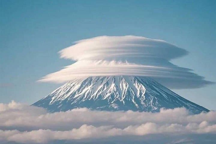 Scenic Fuji Escape: Hakone, Lake Kawaguchi & Peace Park Private Day Tour photo 1
