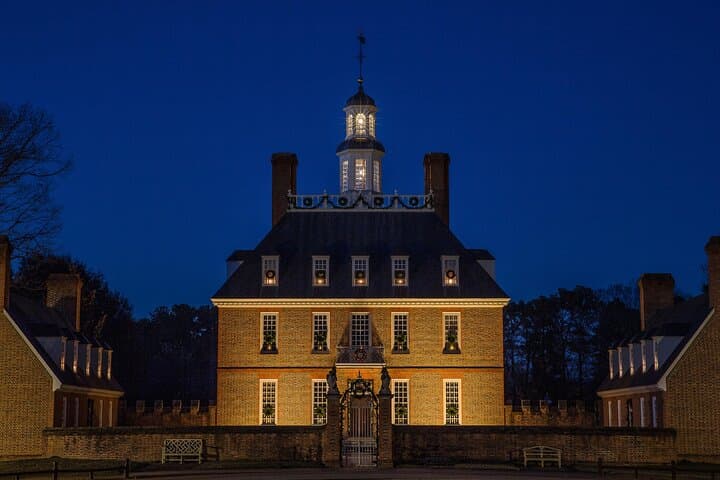 Ale and Apparitions: Haunted Pub Crawl in Colonial Williamsburg photo 2