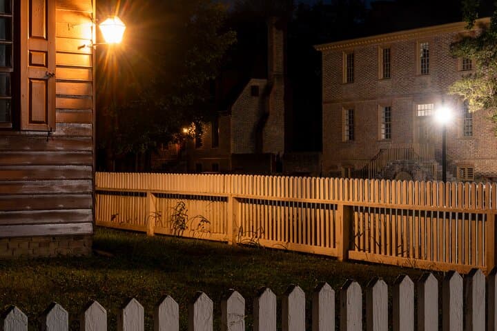 Ale and Apparitions: Haunted Pub Crawl in Colonial Williamsburg photo 6