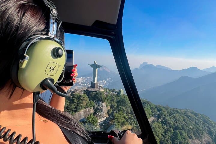 Helicopter Tour Over Christ the Redeemer — 30-Minute Rio Skyline Flight photo 4