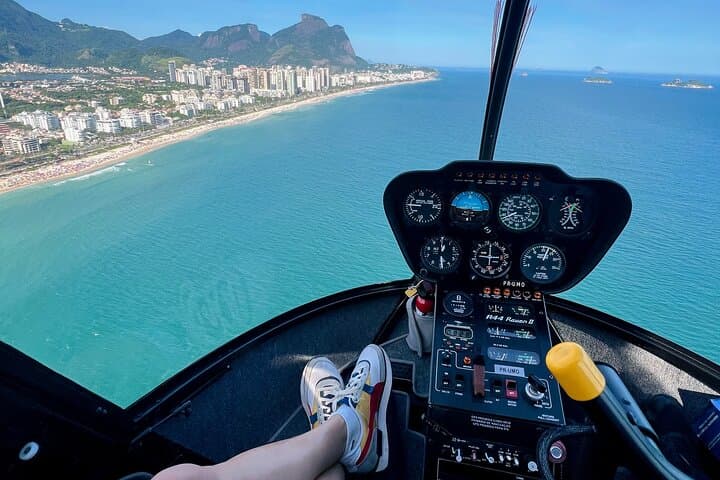 Helicopter Tour Over Christ the Redeemer — 30-Minute Rio Skyline Flight photo 6