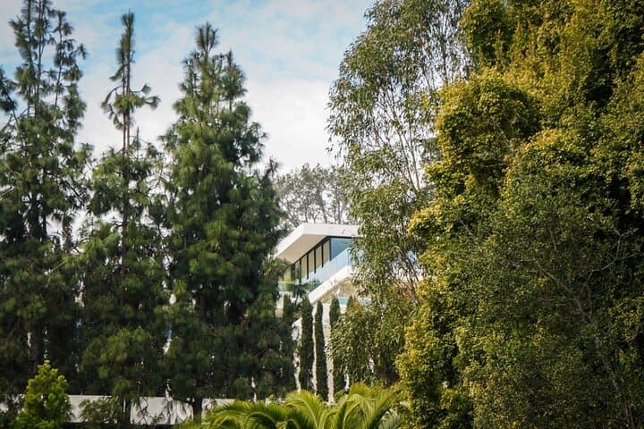 Hollywood Celebrity Homes and Universal Studios Full-Day Combo photo 3