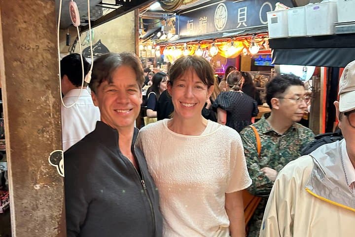 Shibuya in a Flash: Crossing, Hachiko & an Izakaya Sip photo 2