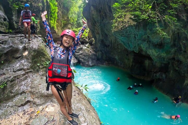 Kawasan Canyoning: Full-Day Kawasan Falls Adventure with Lunch