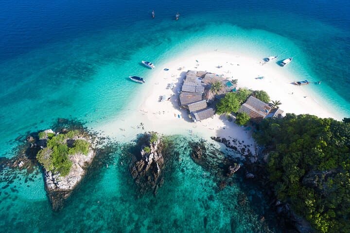 Phi Phi Islands Eco Tour: Snorkel Maya Bay, Pileh Lagoon & Khai Island