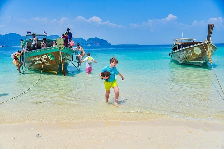 Private Krabi 4-Island Longtail Boat Tour — Poda, Tup, Chicken & Phra Nang photo 2