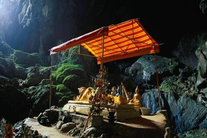 Vang Vieng 2-Day Blue Lagoon and Caves Tour from Vientiane photo 4