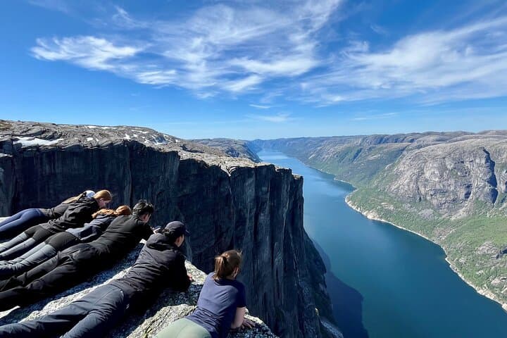 Stavanger Overnight Adventure: Preikestolen (Pulpit Rock) & Kjerag Hikes