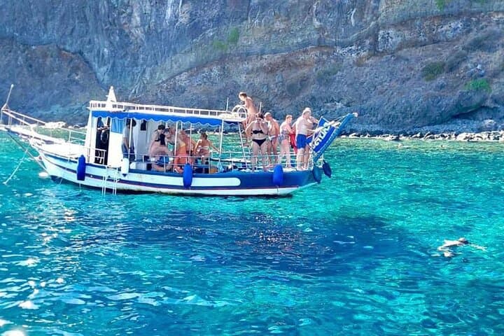 Private Gozzo Circumnavigation of Pantelleria: Snorkel, Thermal Pools & Local Lunch