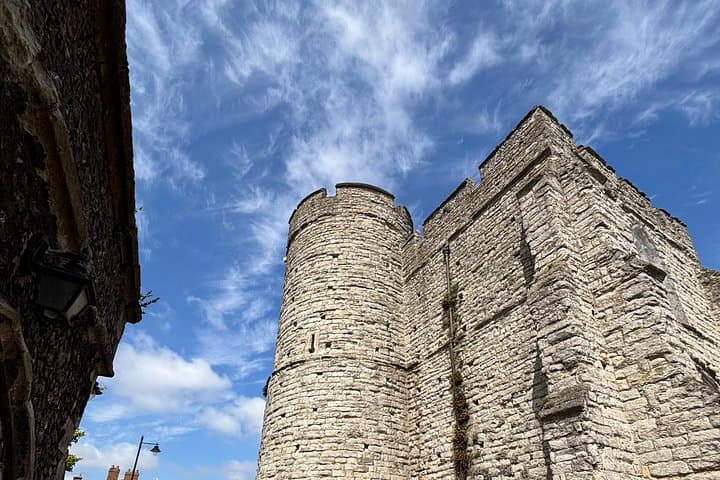 Canterbury Lunchtime Food Tour — Discover Culinary Delights on a Guided Walk photo 3