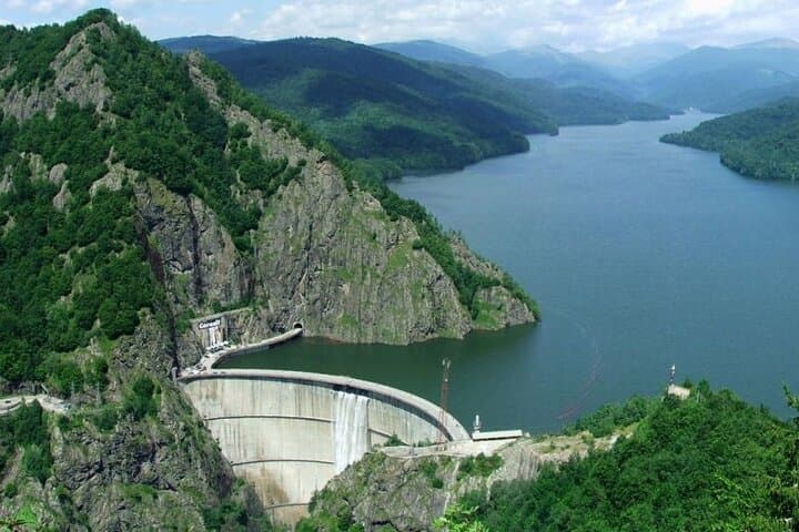 Drive the Transfăgărășan to Bâlea Lake — Private Day Tour from Bucharest photo 4