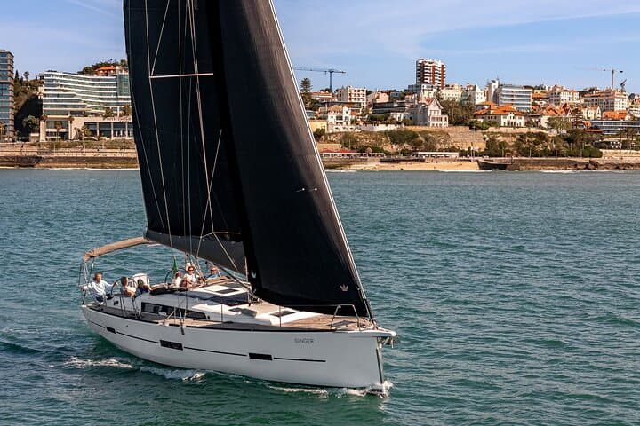 Private Cascais Sailing Cruise: 3-Hour Yacht Tour to Boca do Inferno and Carcavelos photo 6