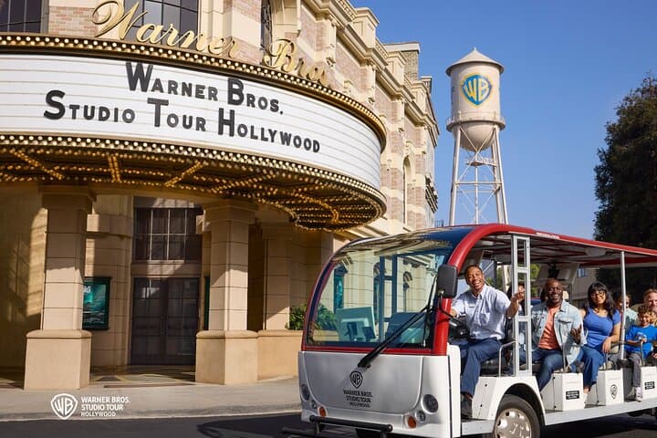 Warner Bros. Studio & Hollywood Celebrity Homes Tour: Behind-the-Scenes and Sunset Strip Highlights photo 3