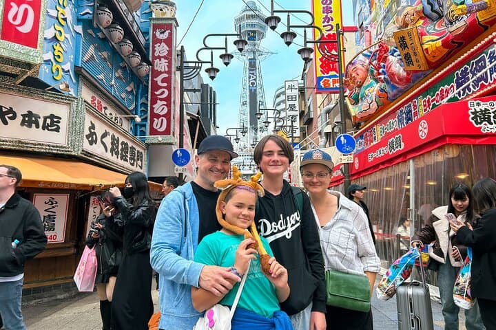Private Osaka Walking Tour: Shitennoji, Dotonbori & Osaka Castle in One Day photo 3