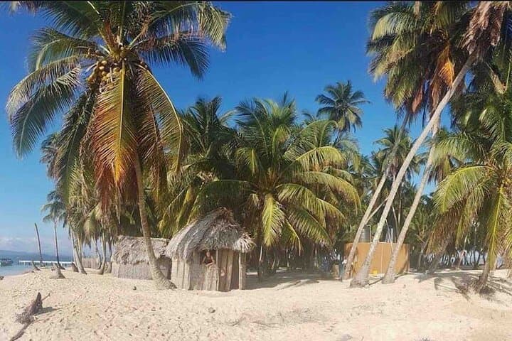 San Blas Isla Aroma Overnight: 2D/1N Shared Cabin & Island Hopping Guide