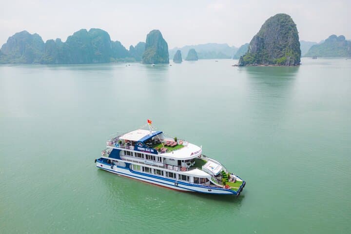 Halong Bay Day Cruise — Kayak Luon Cave, Explore Sung Sot & Ti Top Beach photo 2