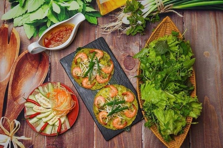 Hoi An Street Food Walking Tour — Taste Authentic Vietnamese Vietnamese Dishes photo 4