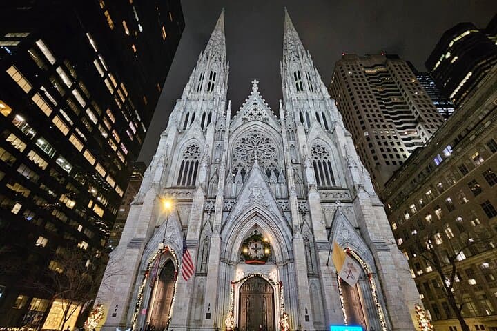 St Patrick's Cathedral Official Holiday Audio Tour — NYC Holiday Visit photo 4
