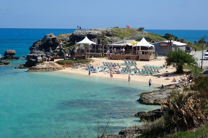 Bermuda Beach Escape & Hamilton Shopping Shore Excursion