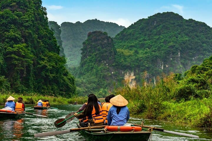 Explore Hoa Lu & Trang An: Full-Day Ninh Binh Tour from Hanoi photo 2