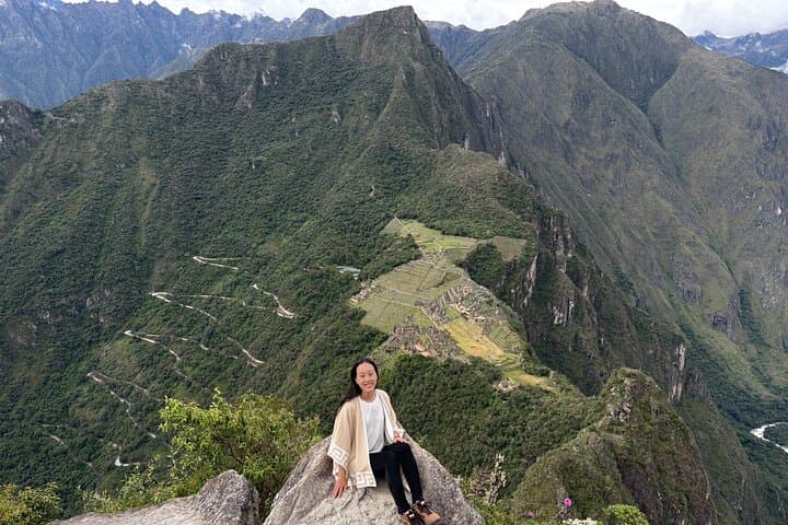 Sunrise at Machu Picchu: 2-Day Sacred Valley Tour from Cusco