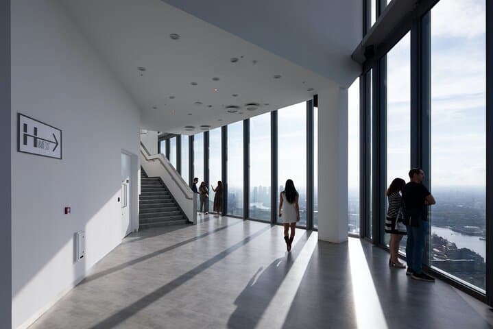 Luxury Private Day Tour in London: Customize Iconic Sights & Skip-the-Line Comfort photo 3