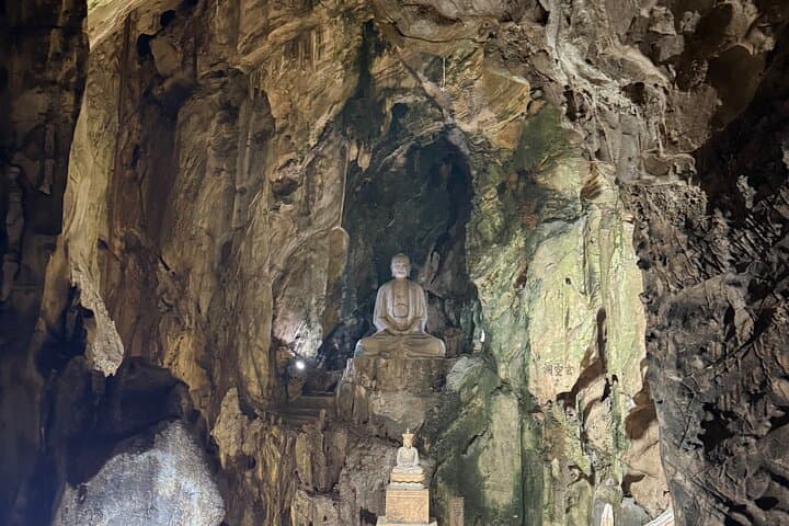 Da Nang Full-Day Sightseeing Tour: Marble Mountains, Hai Van Pass & Seafood Buffet photo 5