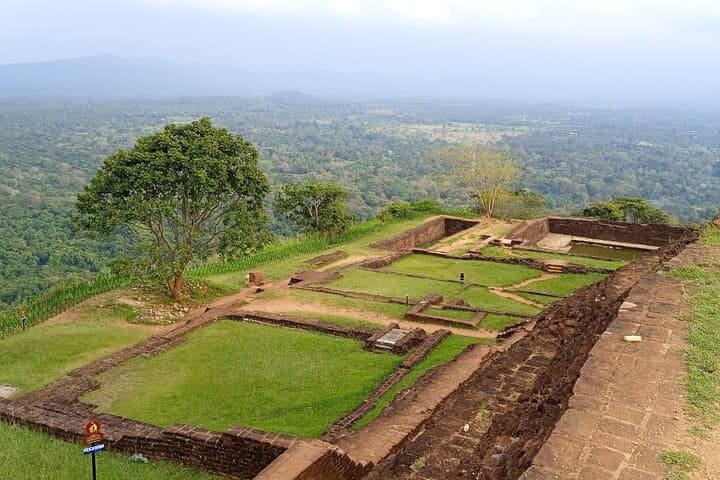 Sigiriya Lion Rock & Dambulla Cave Temple Day Tour: Climb, Caves & Cultural Highlights photo 6