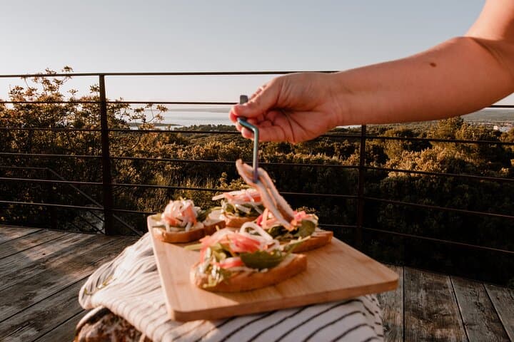 Sunset Hike and Gastro Tour at Monte Grosso — Pula’s Coastal Walk and Hilltop Wine Experience photo 3