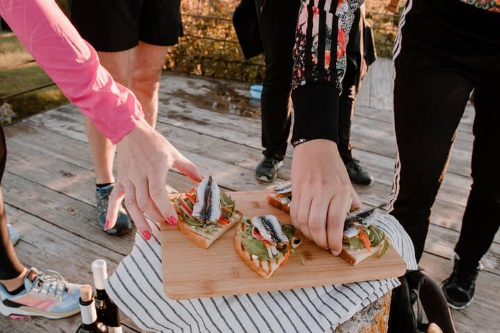 Sunset Hike and Gastro Tour at Monte Grosso — Pula’s Coastal Walk and Hilltop Wine Experience photo 5