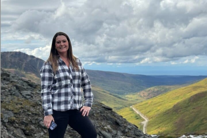 Hatcher Pass Reindeer Adventure from Anchorage — Feed Reindeer & Alpine Views photo 6