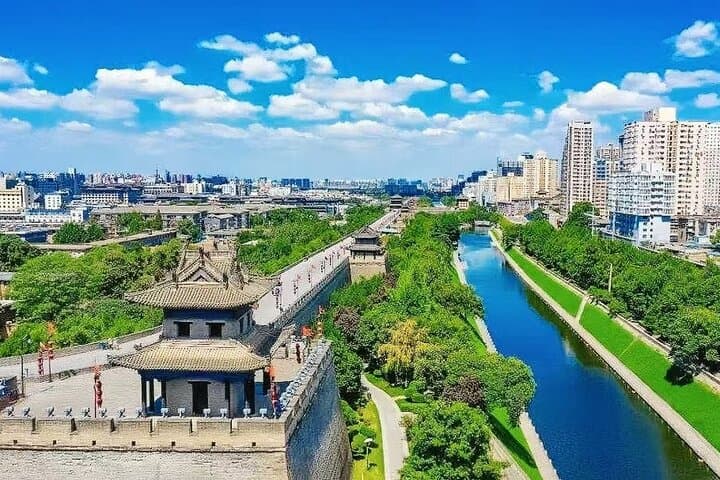 Xi'an Private 1–2 Day Terracotta Army & Hua Shan Car Tour photo 4