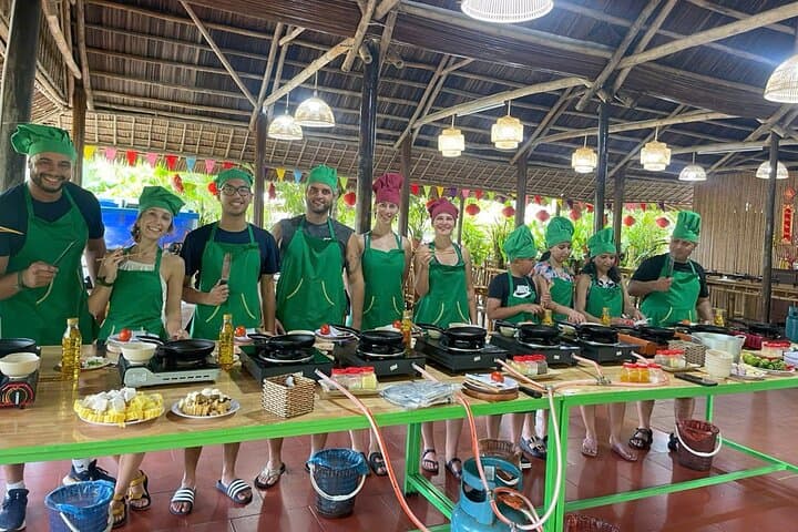 Hoi An Coconut Forest: Market-to-Table Cooking & Basket Boat Experience photo 5