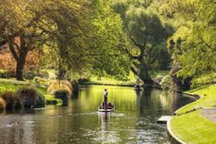 Private Christchurch Shore Excursion — Customizable Day Tours to Sumner, Akaroa & Antarctic Centre