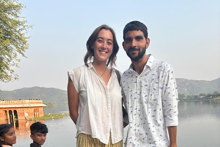 Jaipur Electric Motorbike Cultural Ride for Solo Female Travelers photo 2