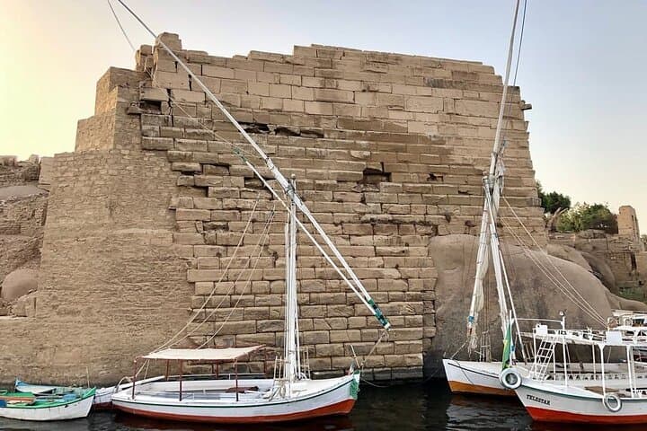 Sail a Traditional Felucca to Elephantine's Botanical Gardens in Aswan photo 2