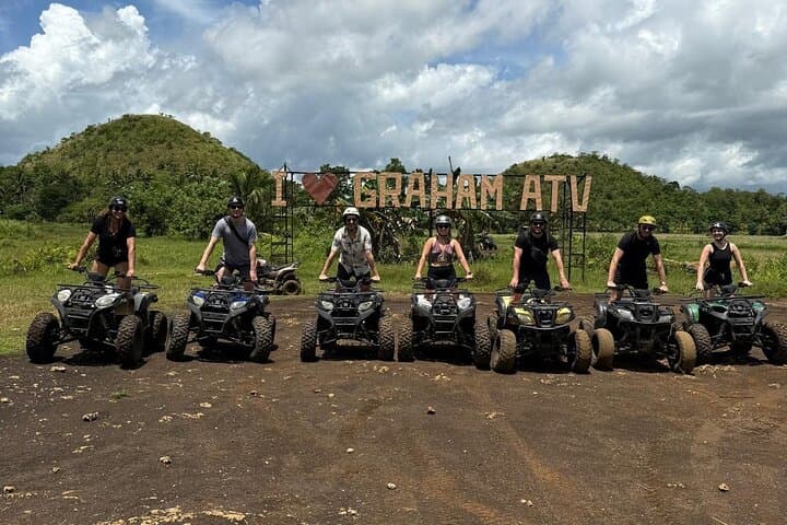 Bohol Countryside Tour: Chocolate Hills, Tarsiers & Loboc River Cruise photo 6